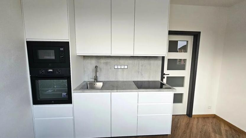 Pronájem bytu 1+kk, Letovice, Komenského, 37 m2