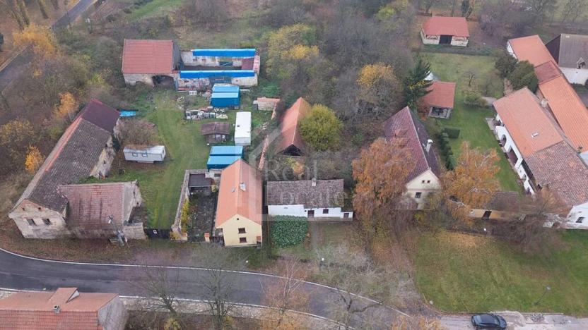 Prodej pozemku, Třebíz, 161602 m2