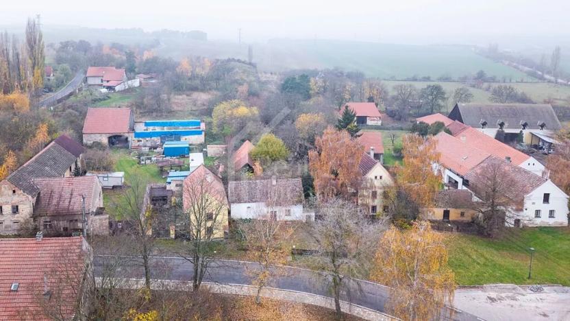 Prodej pozemku, Třebíz, 161602 m2
