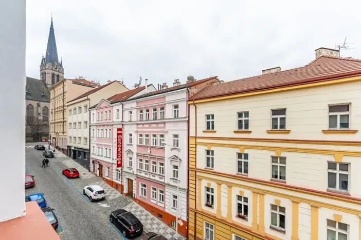 Pronájem bytu 1+kk, Praha - Žižkov, Milíčova, 28 m2