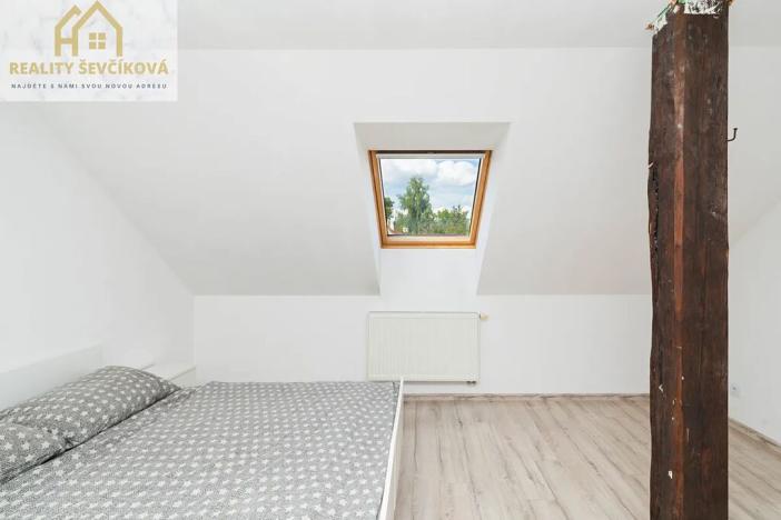 Prodej rodinného domu, Nechanice, 180 m2