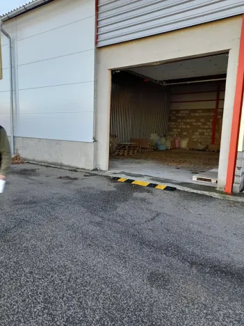 Pronájem skladu, Baška, 555 m2