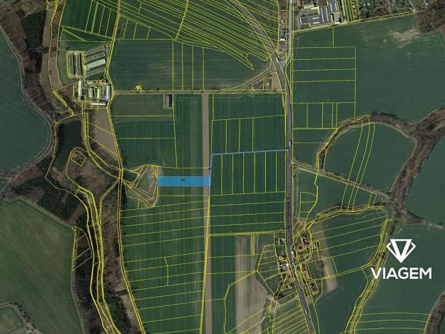 Prodej podílu pole, Golčův Jeníkov, 716 m2