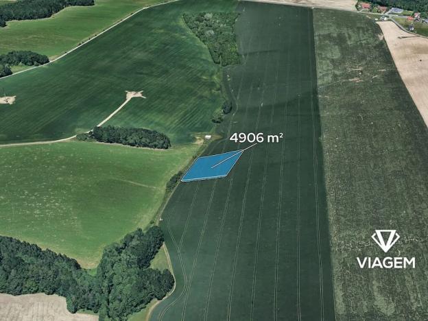 Prodej podílu pole, Hvozdná, 2453 m2