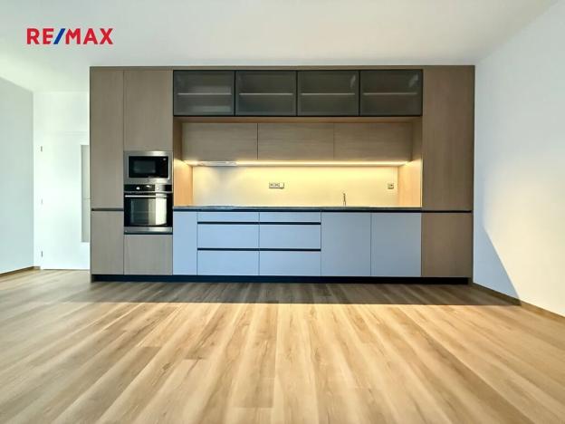 Pronájem bytu 2+kk, Plzeň, Františka Kováříka, 58 m2