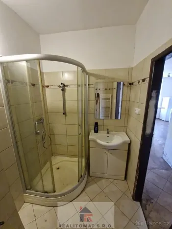 Pronájem bytu 1+kk, Most, tř. Budovatelů, 37 m2