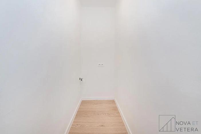 Prodej bytu 3+kk, Praha - Holešovice, Osadní, 82 m2