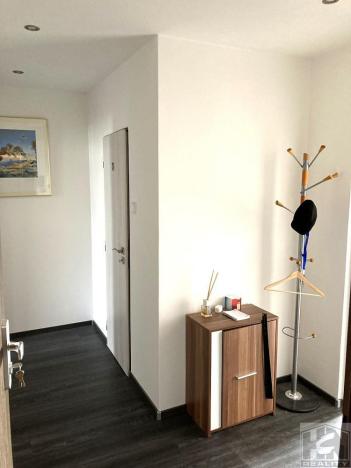 Pronájem bytu 2+1, Liberec - Liberec XXX-Vratislavice nad Nisou, Nad Školou, 51 m2