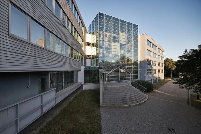 Pronájem kanceláře, Praha - Strašnice, Třebohostická, 628 m2