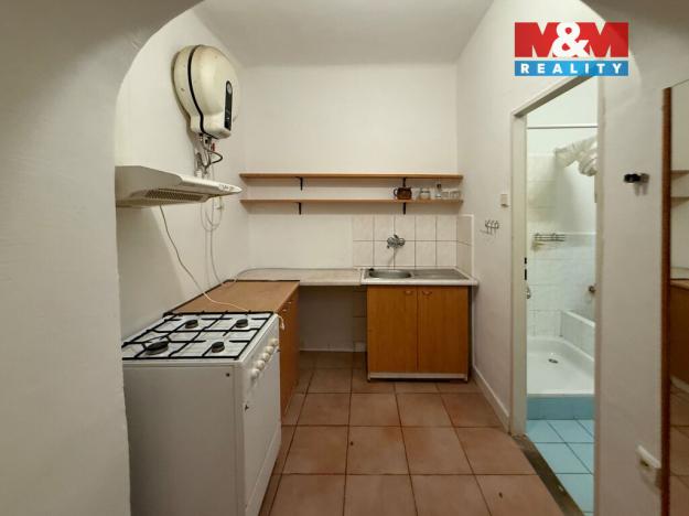 Pronájem bytu 1+kk, Litomyšl - Litomyšl-Město, Smetanovo náměstí, 37 m2