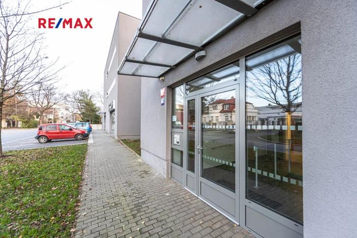 Pronájem bytu 2+kk, Praha - Strašnice, Novostrašnická, 68 m2