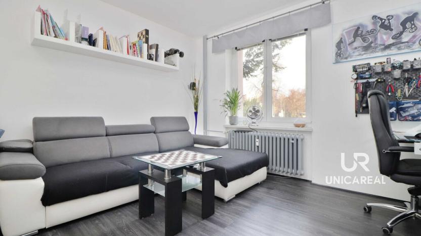 Prodej bytu 2+1, Brno - Obřany, Fryčajova, 52 m2