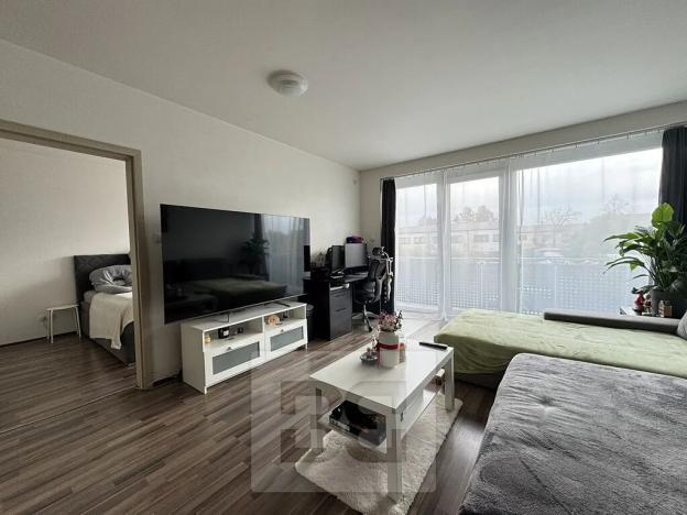 Pronájem bytu 2+kk, Brno, Tuřanské náměstí, 55 m2