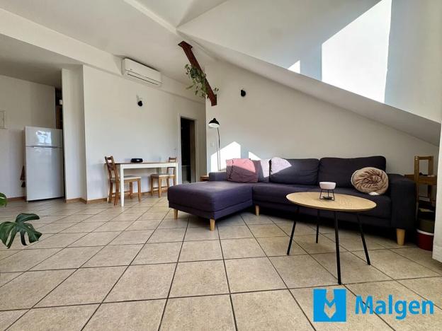 Pronájem bytu 2+kk, Praha - Bubeneč, U akademie, 40 m2