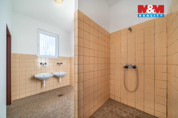 Pronájem skladu, Tisová - Hlinné, 1000 m2