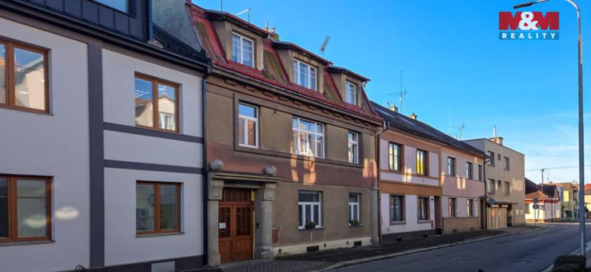 Prodej bytu 3+1, Pardubice - Zelené Předměstí, Staňkova, 83 m2