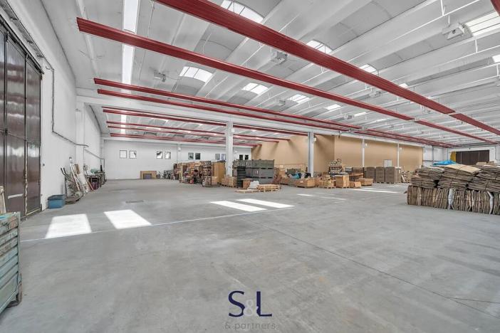 Prodej výrobních prostor, Turnov, Hruborohozecká, 2500 m2