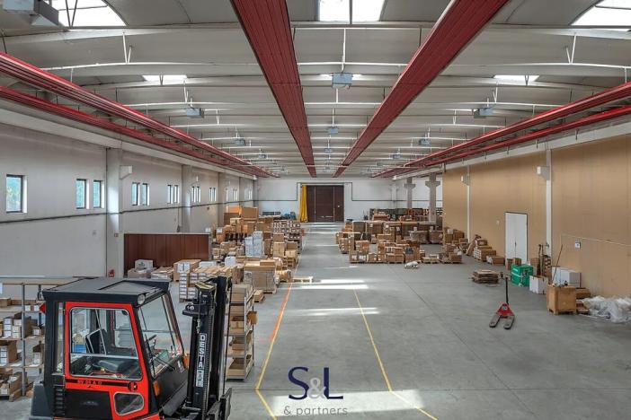 Prodej výrobních prostor, Turnov, Hruborohozecká, 2500 m2