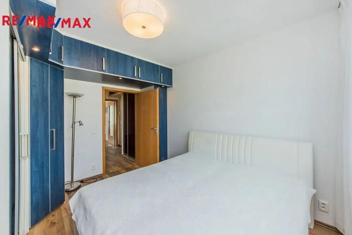 Pronájem bytu 2+kk, Praha - Zbraslav, Václava Rady, 34 m2