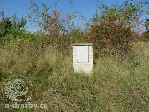 Dražba zahrady, Grunta, 689 m2