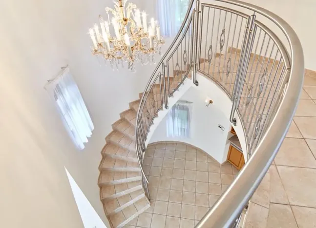 Pronájem vily, Praha, 243 m2