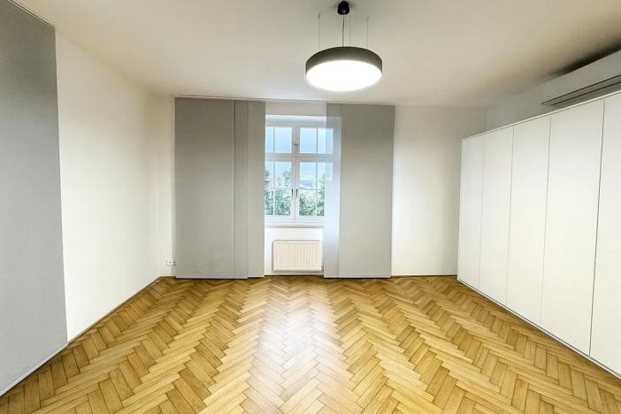 Pronájem bytu 3+1, Praha - Dejvice, 136 m2