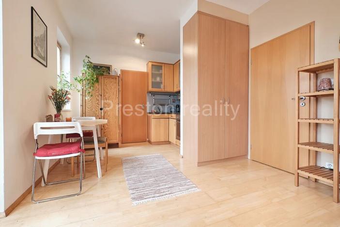 Pronájem bytu 1+kk, Praha - Vysočany, Za Lidovým domem, 27 m2