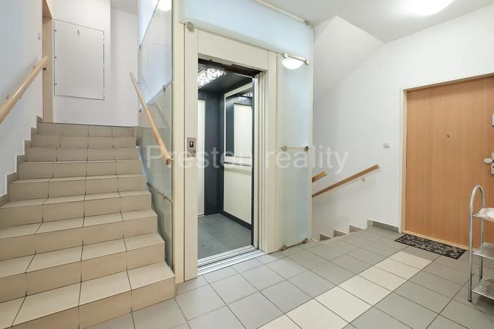 Pronájem bytu 1+kk, Praha - Vysočany, Za Lidovým domem, 27 m2