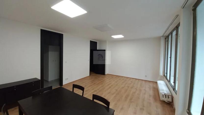 Pronájem kanceláře, Praha - Nové Město, V jámě, 125 m2