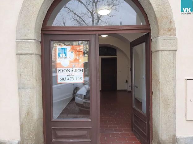 Pronájem obchodního prostoru, Litomyšl, Smetanovo náměstí, 25 m2