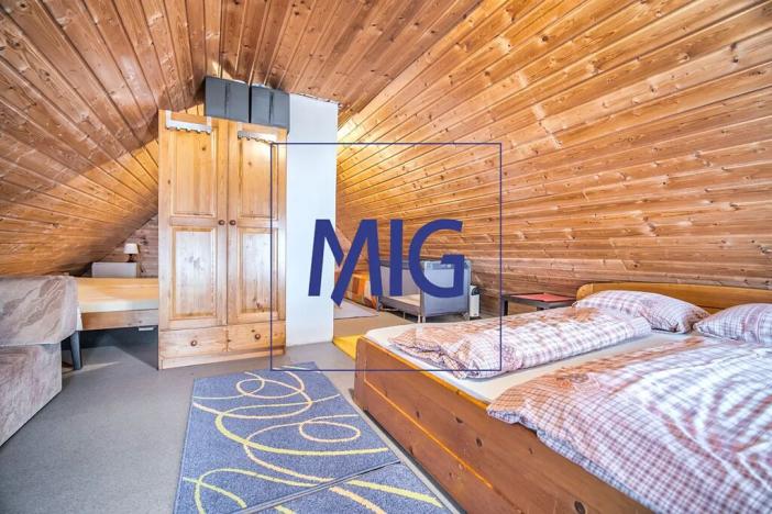 Prodej chalupy, Staré Město, 240 m2