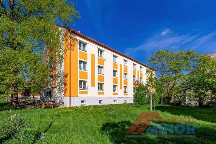 Pronájem bytu 1+1, Slaný, Rabasova, 28 m2