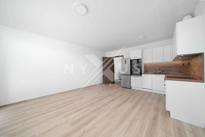 Pronájem bytu 1+kk, Praha - Dolní Měcholupy, Kardausova, 34 m2