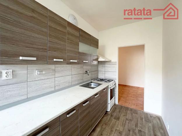 Pronájem bytu 2+1, Chomutov, Dřínovská, 60 m2