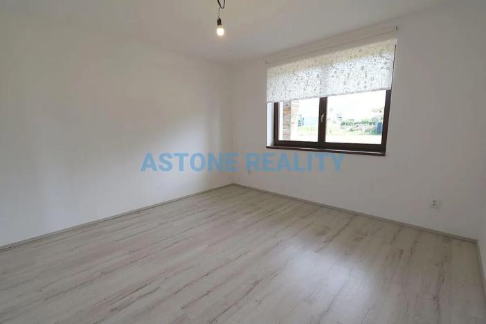 Pronájem rodinného domu, Trnová, 318 m2