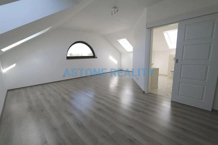 Pronájem rodinného domu, Trnová, 318 m2