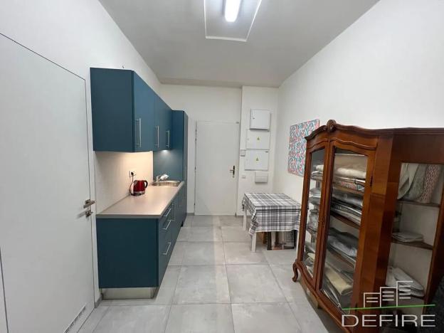 Prodej komerční nemovitosti, Praha - Nové Město, Dittrichova, 77 m2