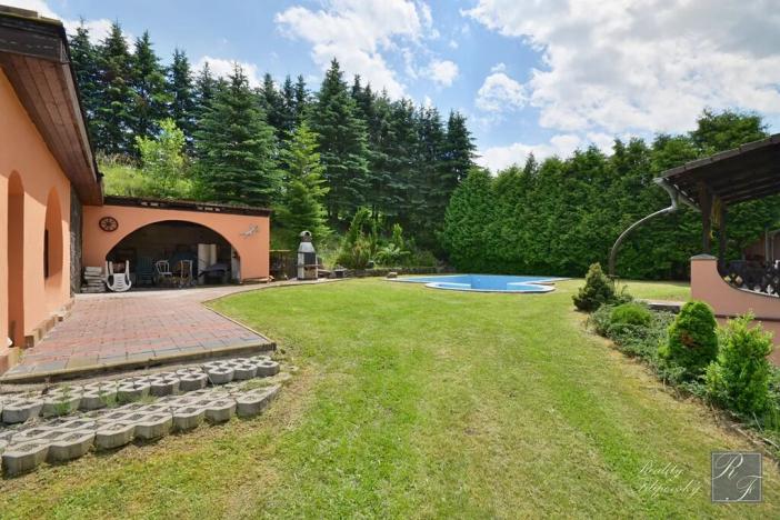 Prodej rodinného domu, Valkeřice, 270 m2