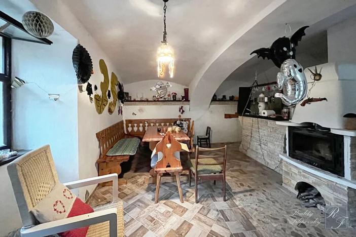 Prodej rodinného domu, Valkeřice, 270 m2