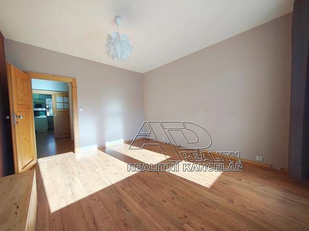 Prodej bytu 3+1, České Budějovice, Nádražní, 80 m2