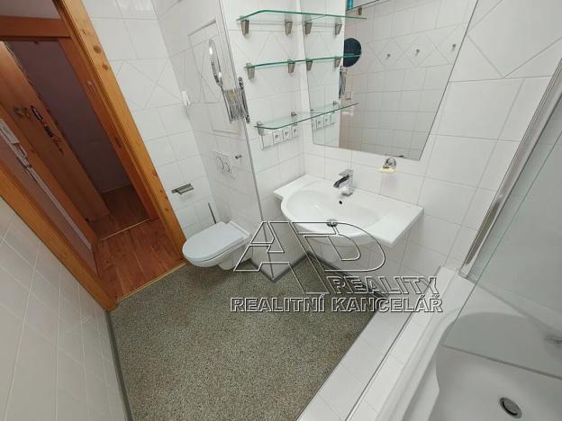 Prodej bytu 3+1, České Budějovice, Nádražní, 80 m2