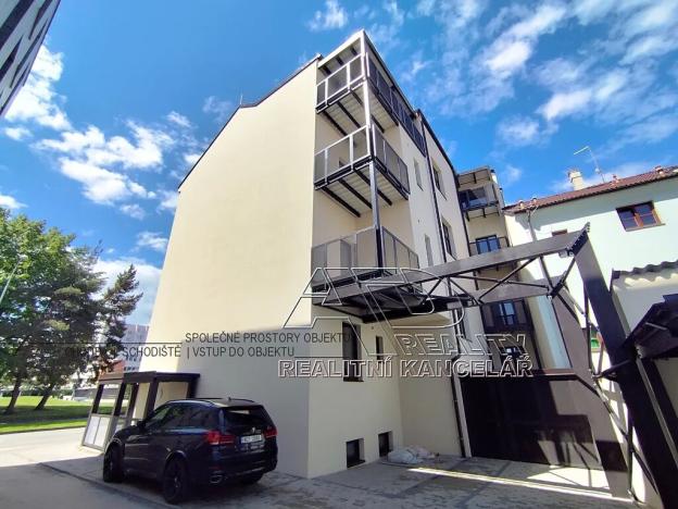 Pronájem bytu 2+kk, České Budějovice, Fráni Šrámka, 53 m2