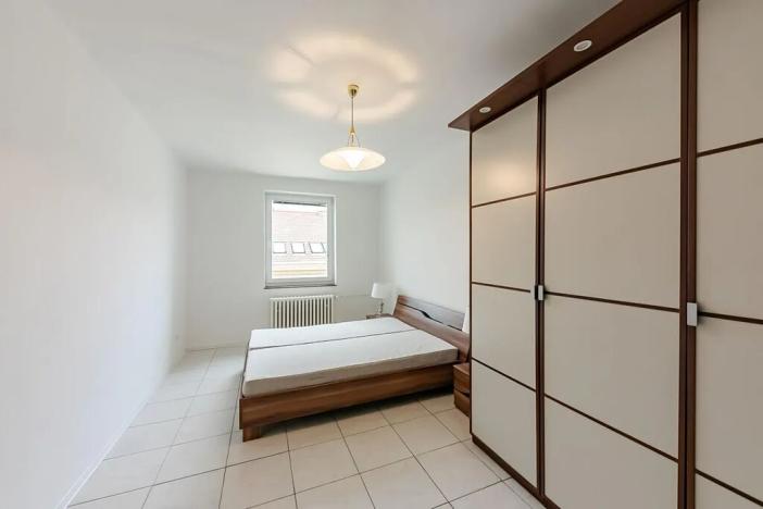 Pronájem bytu 3+1, Praha - Smíchov, Kroftova, 98 m2