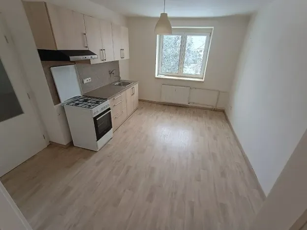 Prodej bytu 2+1, Plzeň, Mírová, 54 m2