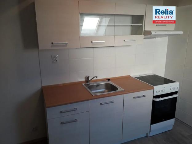 Pronájem bytu 1+1, Liberec, Na Kopečku, 36 m2