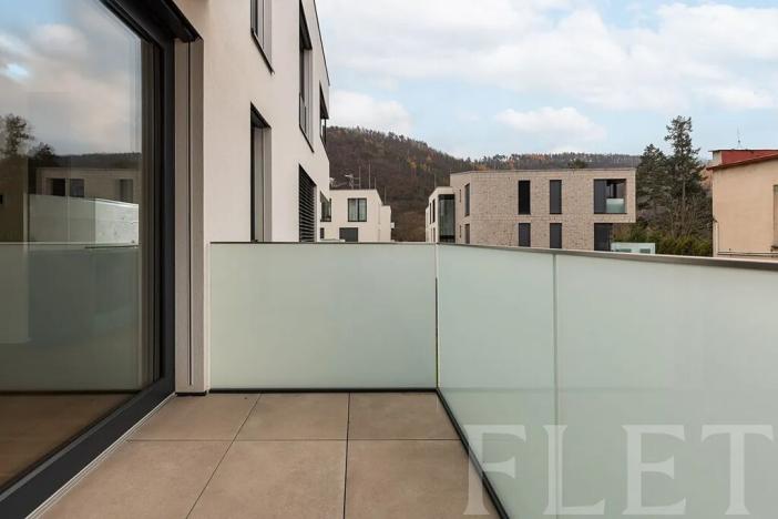 Pronájem bytu 1+kk, Černošice, Ke Hřišti, 31 m2