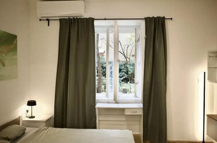 Pronájem bytu 1+kk, Praha - Žižkov, 27 m2