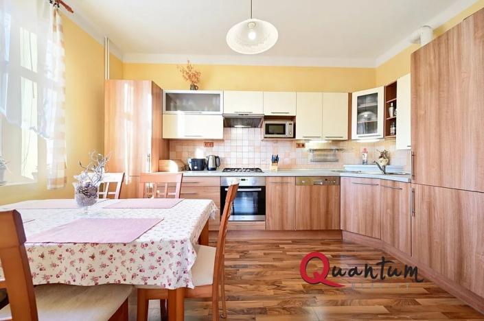 Prodej bytu 3+1, Praha - Smíchov, U Pernikářky, 98 m2