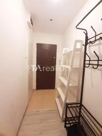 Pronájem bytu 1+kk, Karviná, Kosmonautů, 28 m2