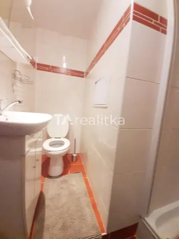 Pronájem bytu 1+kk, Karviná, Kosmonautů, 28 m2